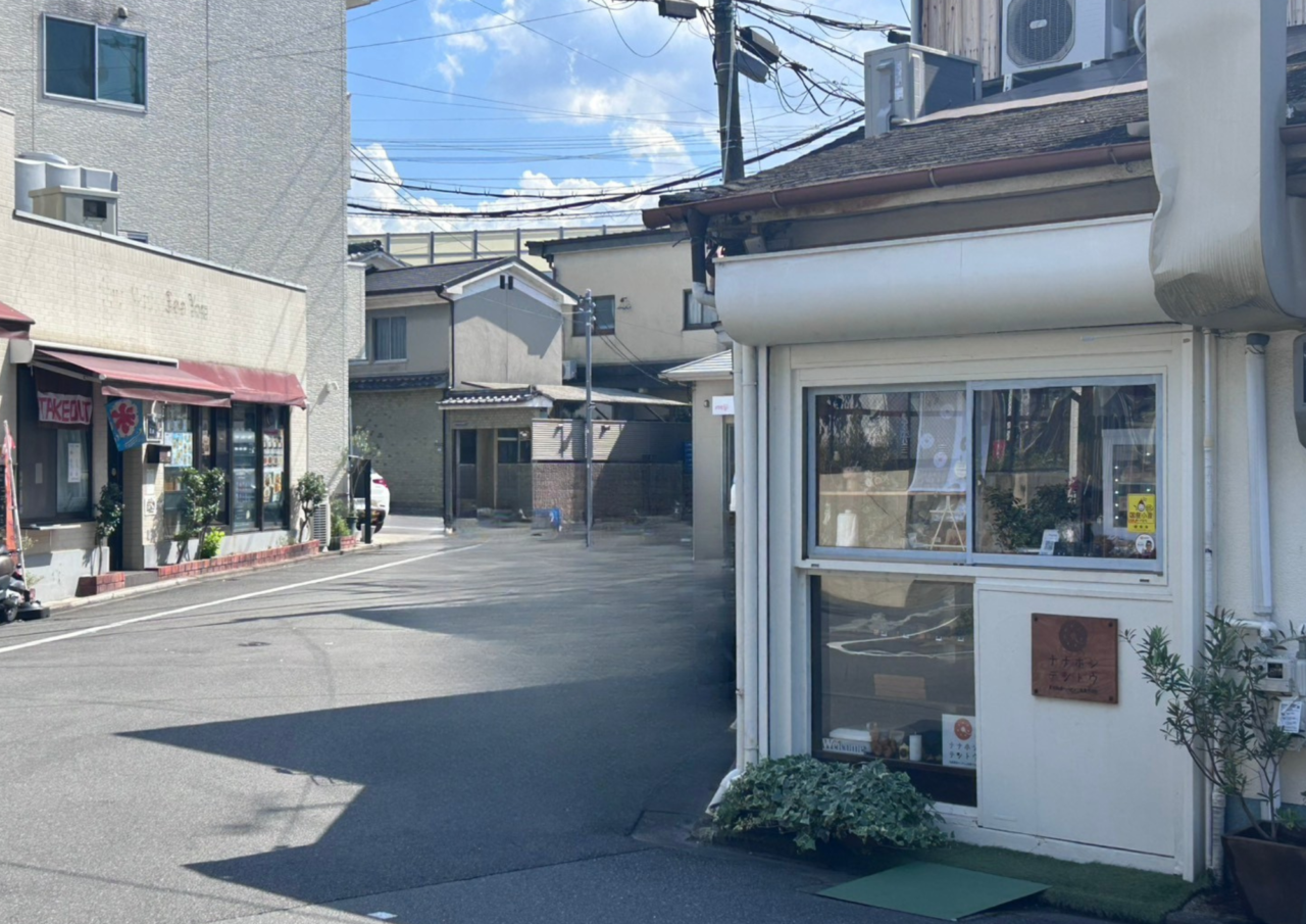 ナナホシテントウ