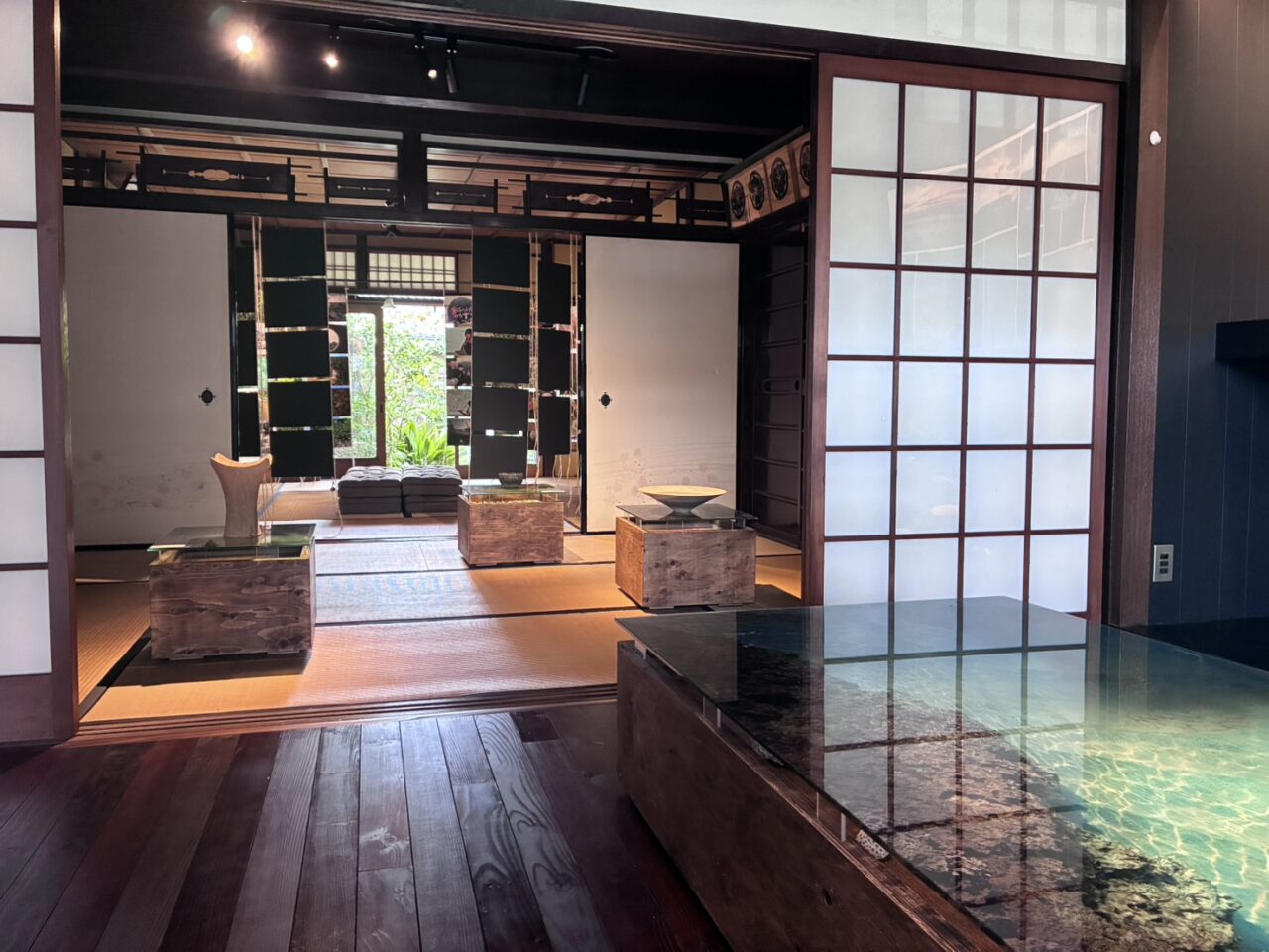 伏見港・珊瑚庵