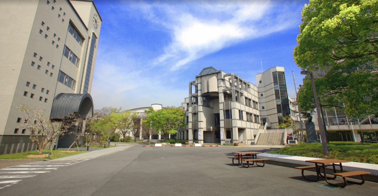 京都文教大学