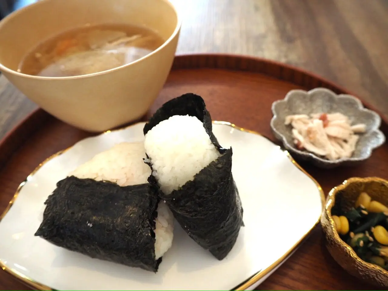 金むすび